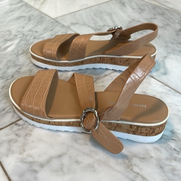 Marc Fisher women’s tan platform ankle strap sandals size 8.5 great condition - Picture 2 of 9